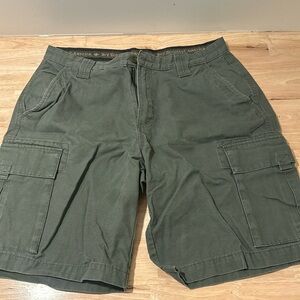 Men’s size 34 cargo shorts